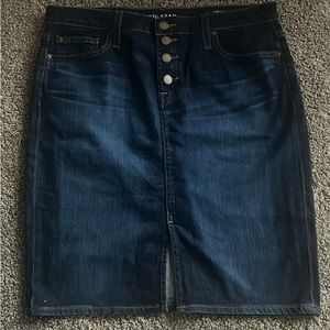 Big Star Stella Button fly Jean skirt. Size 32